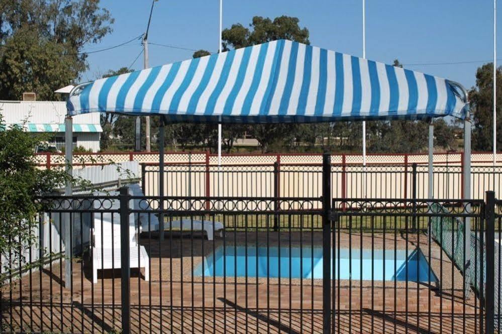 Nandewar Motor Inn Narrabri Exterior photo