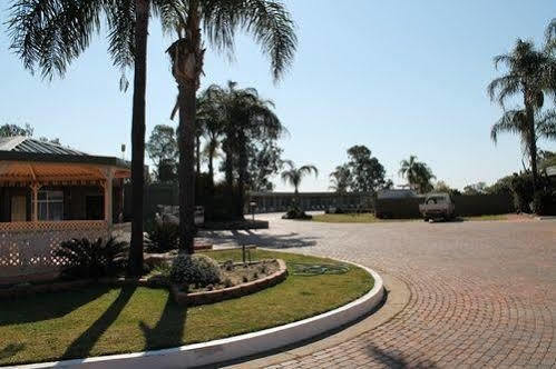 Nandewar Motor Inn Narrabri Exterior photo